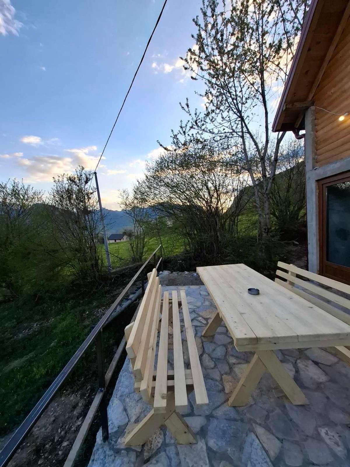 Bungalows Malagic Gusinje Exterior foto